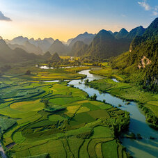 Phong Nam Valley, Vietnam