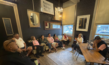 A Tauturu Ia Na de Papara en Nouvelle-Zélande